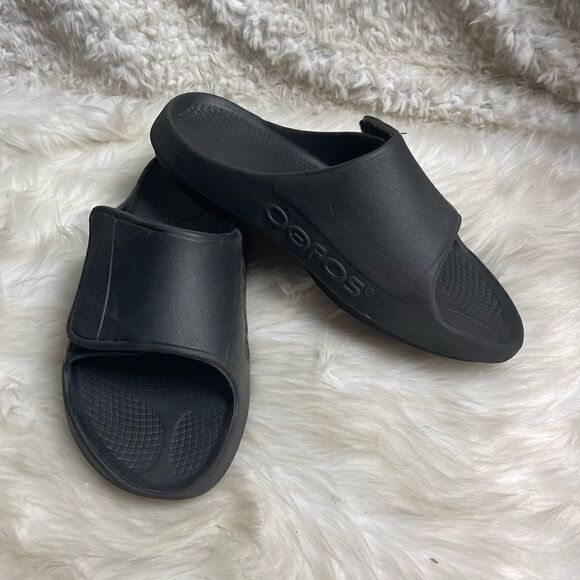 Unisex OOFOS OOahh Black Recovery Slides Men\'s Size 10 Women’s  SZ 12 EUR SZ43 main image 6